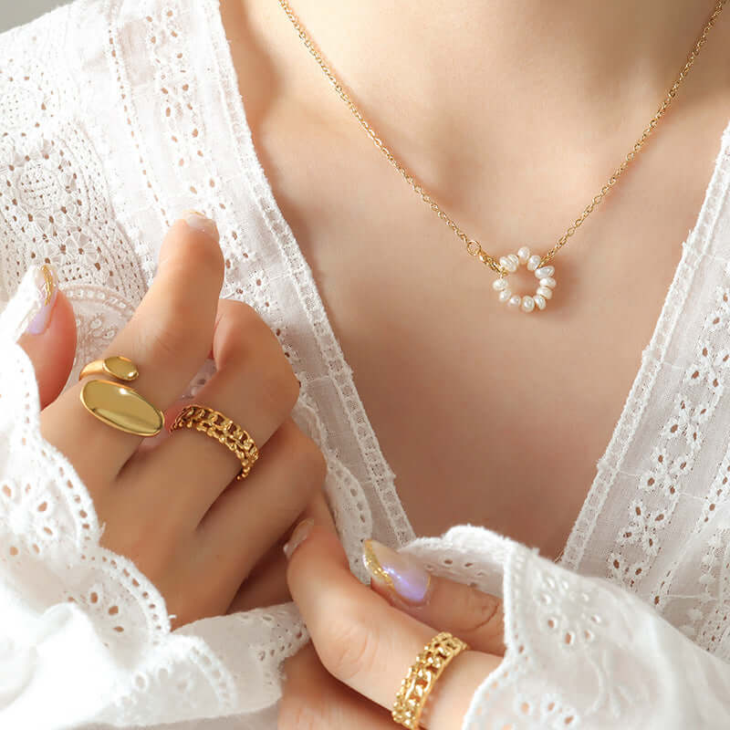 18K Gold Freshwater Pearl Connected Chain Necklace