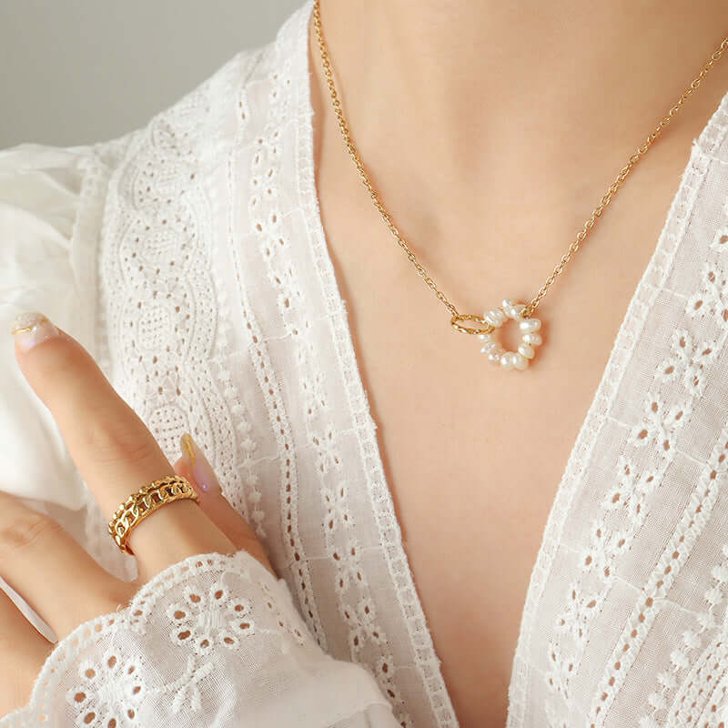 18K Gold Freshwater Pearl Connected Chain Necklace