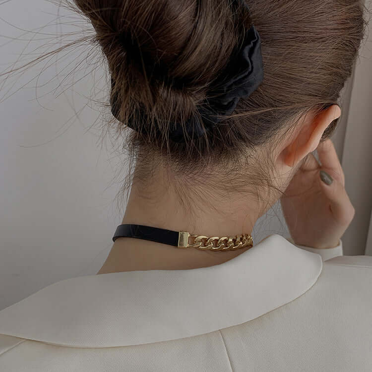 Asymmetric Leather Half Chain Brown Necklace