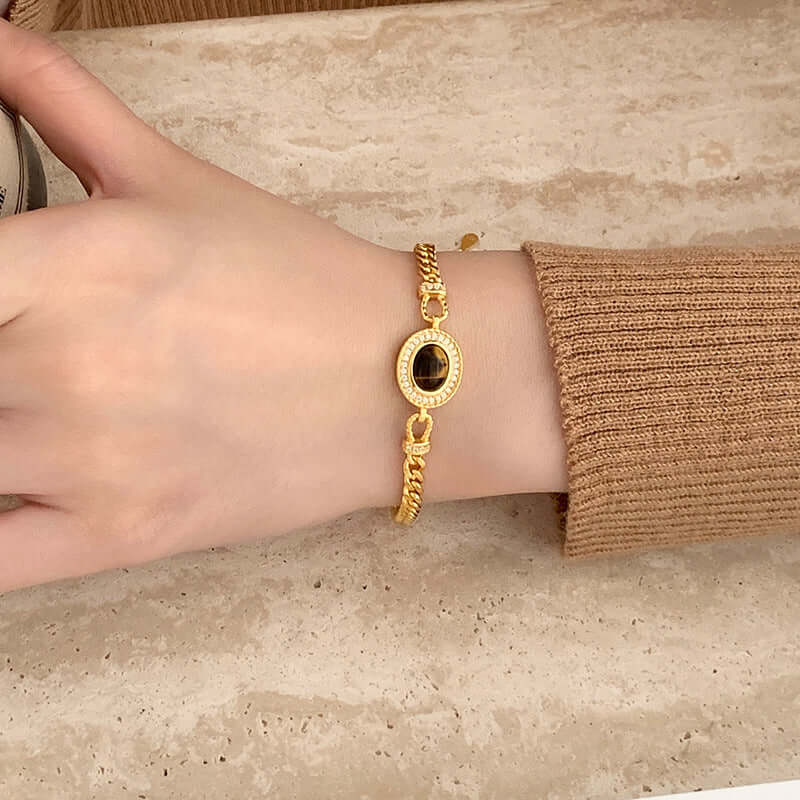 French Style Gold Stone Bracelet