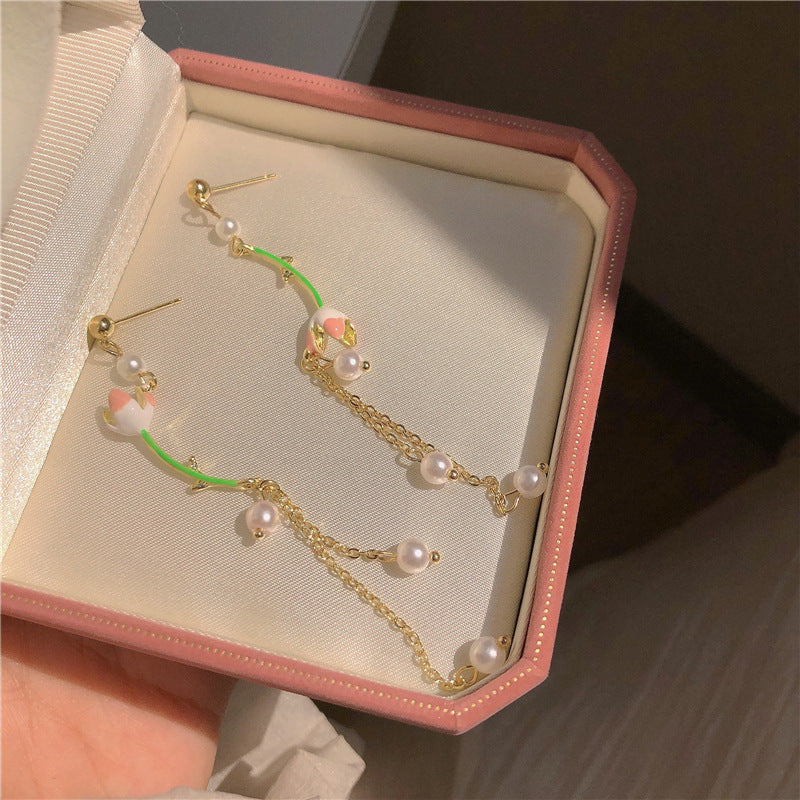 Tulip Pearl Flower Mismatch Chandelier Earrings