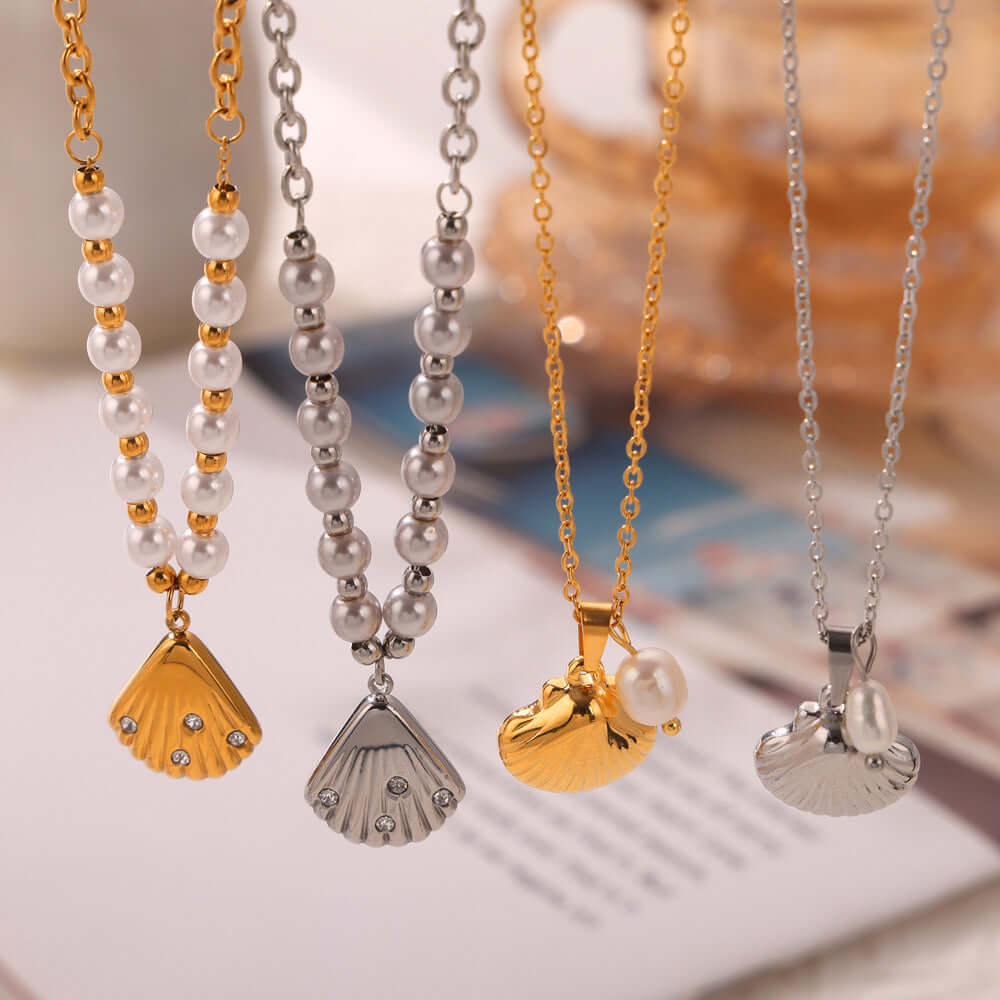 18K Silver Freshwater Pearl Seashell Pendant Necklace