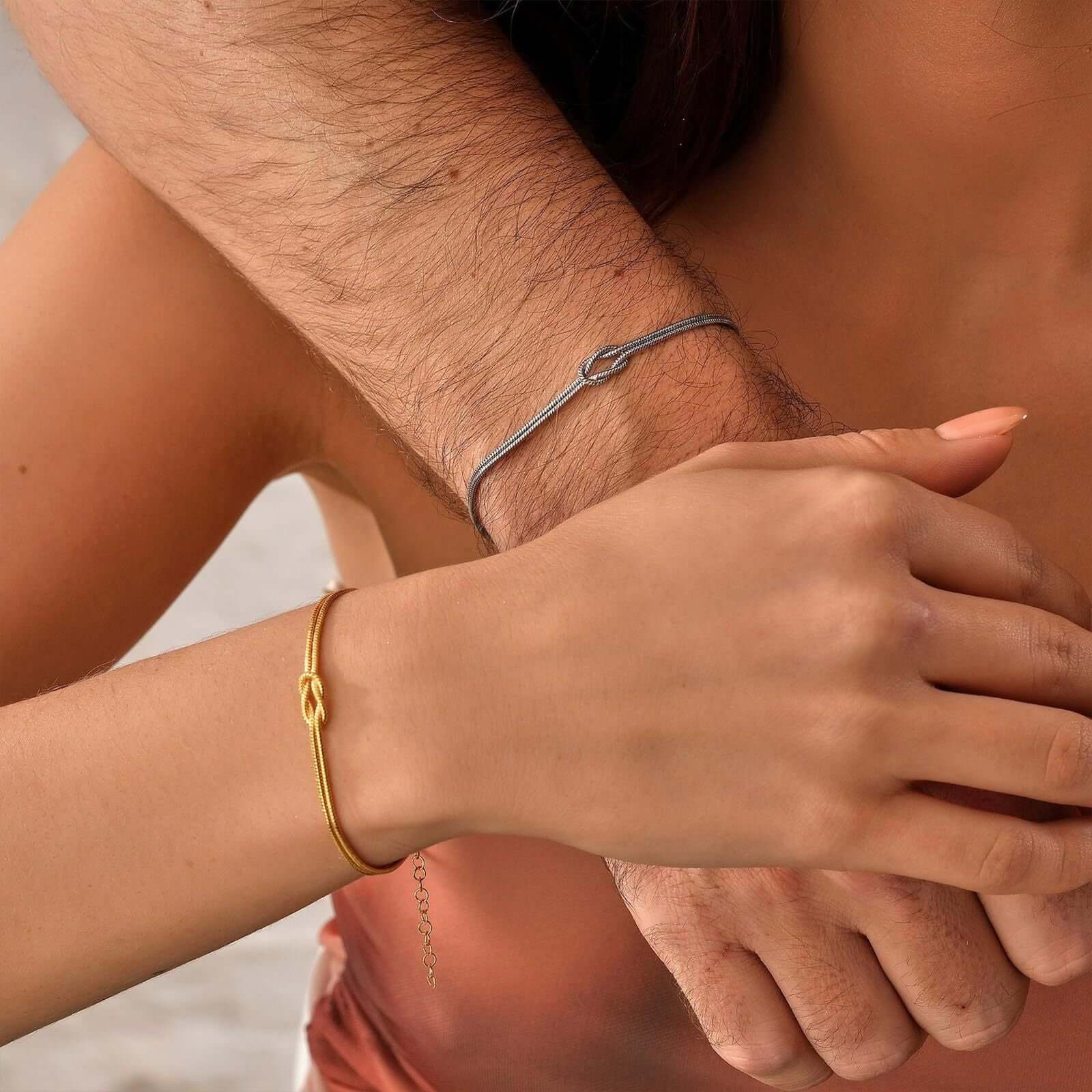 Bow Link Chain Matching Bracelet Set