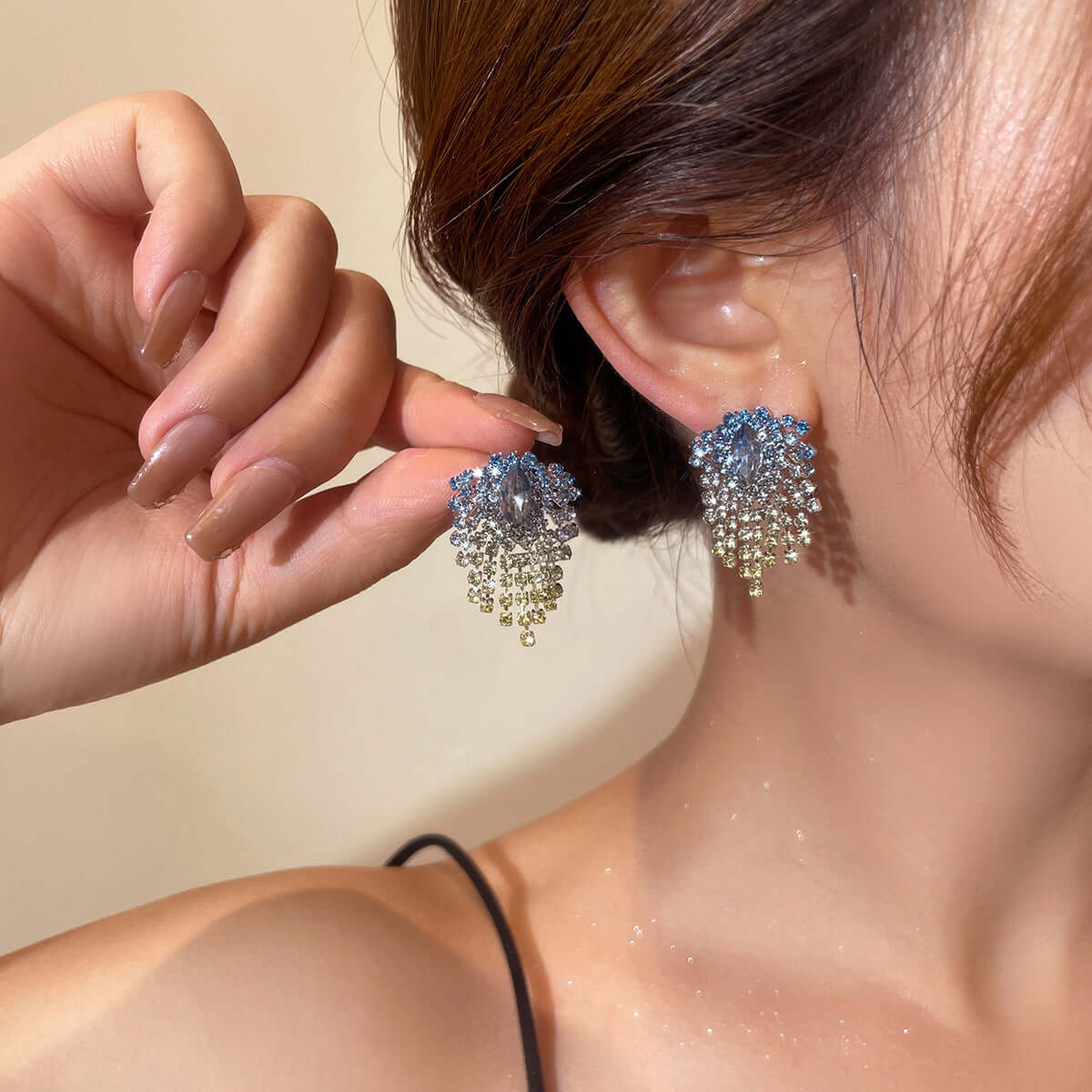 Sparkly Gradient Rhinestone Burst Stud Earring