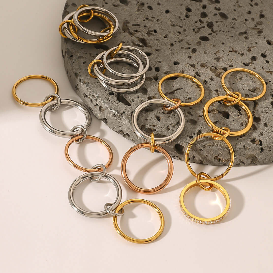Two Tone Interlocking Layered Connected Plain Ring
