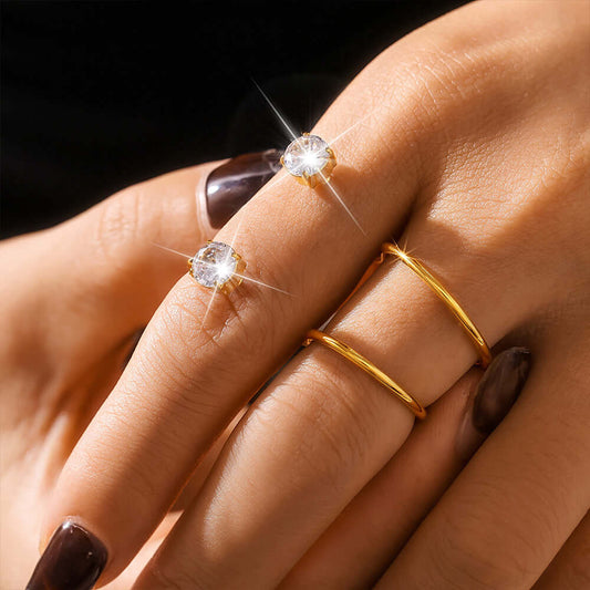 Solitaire Two Fingers Spiral Ring