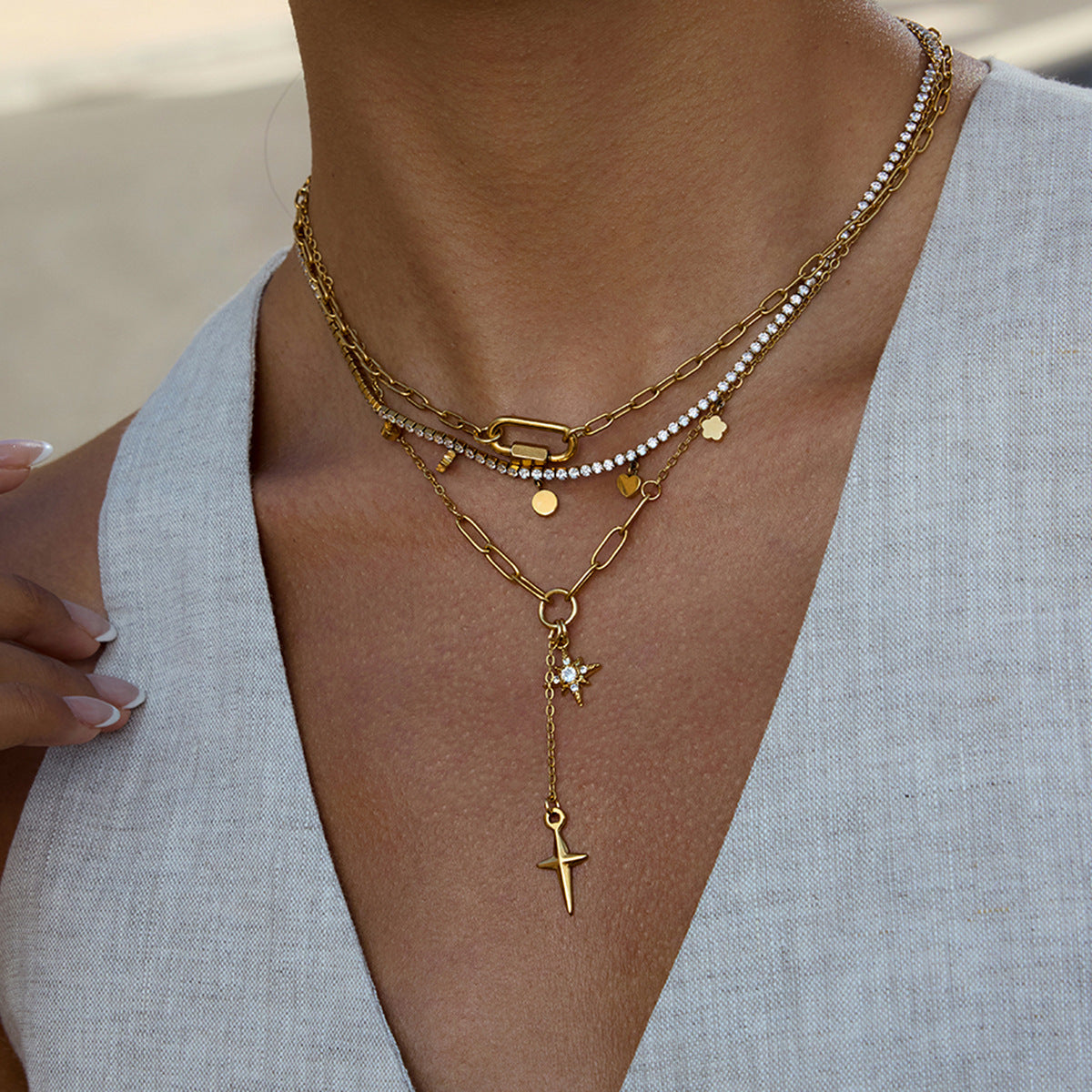 Four Pointed Shiny Star Tennis Chain Layer Necklace