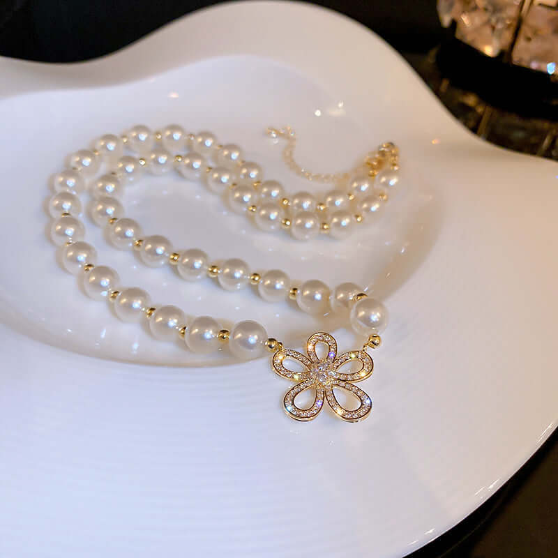 Pearl Bead Flower Necklace