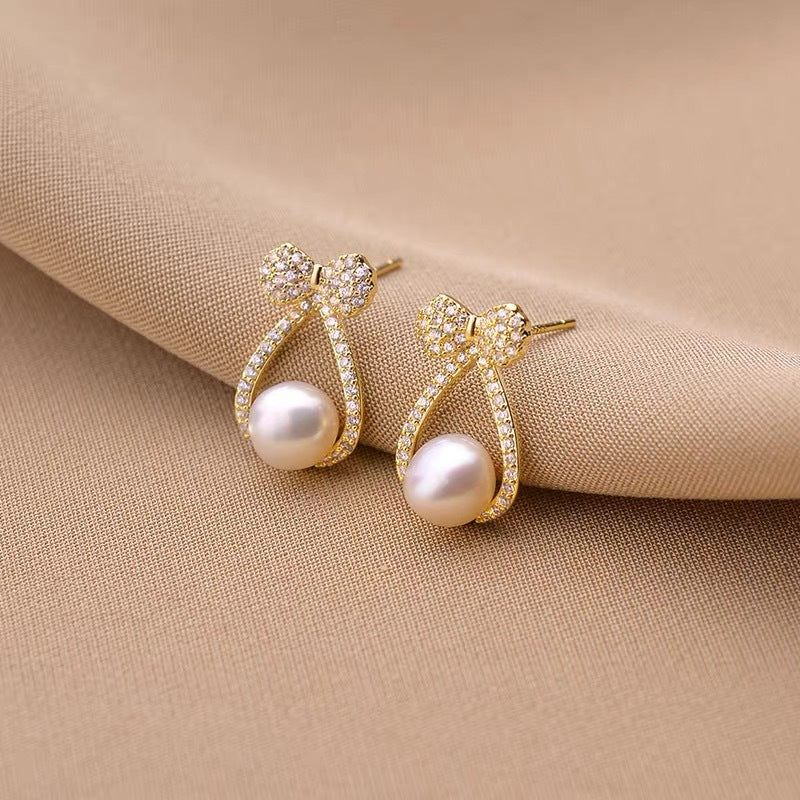 Pearl Crystal Cute Ribbon Earrings