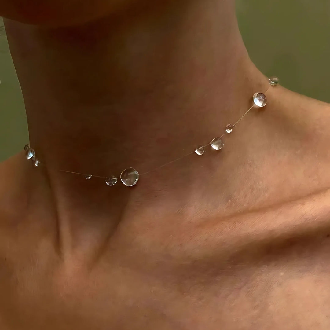 Like Morning Dew - Transparent Jewelry That Glows Quietly