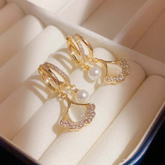 14K Gold Plated Ginkgo Leaf Huggie Earrings with Dangle Pearl