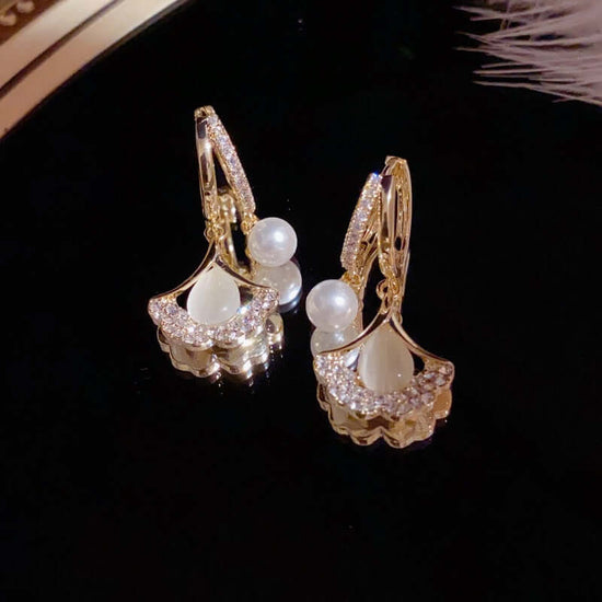 14K Gold Plated Ginkgo Leaf Huggie Earrings with Dangle Pearl