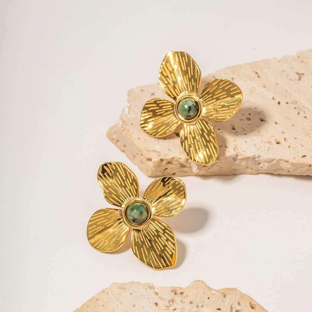 18K Gold Aesthetic Flower Natural Turquoise Stud Earrings | JDE052