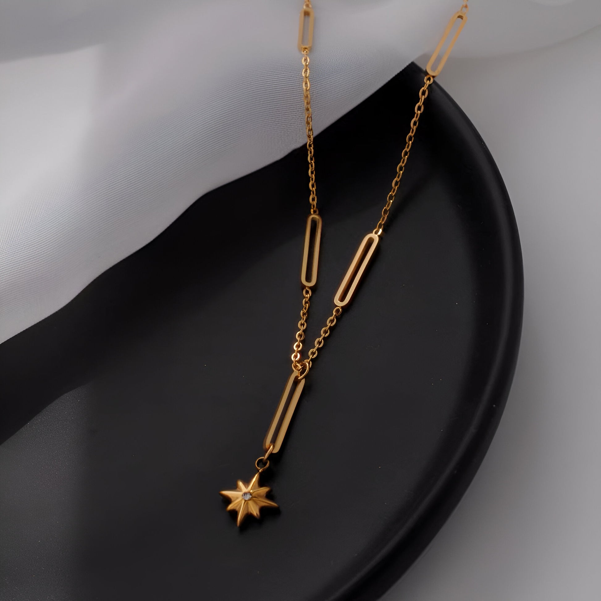 18K Gold Star Pendant Half Chain Necklace