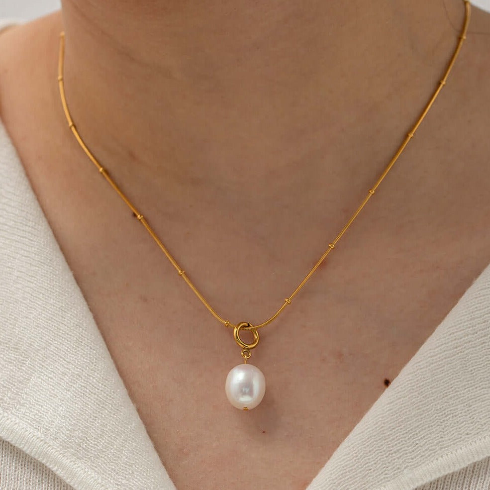 18K Gold Plated Stainless Steel Pearl Necklace | JDN489