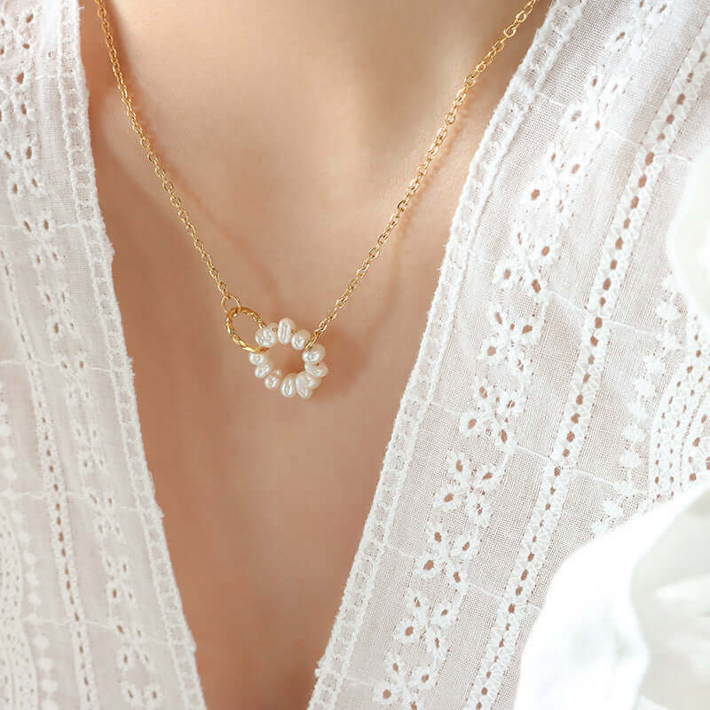 18K Gold Freshwater Pearl Connected Chain Necklace 