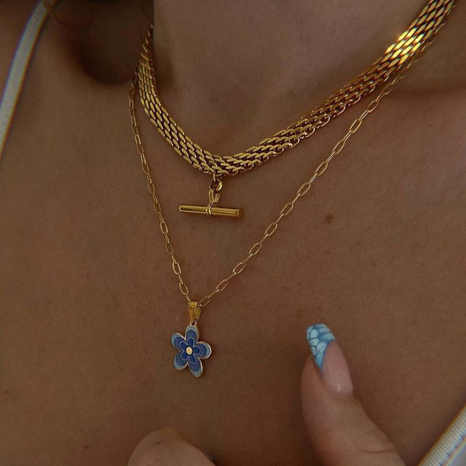 18K Gold Plated Chunky T Bar Pendant Curb Chain Necklace