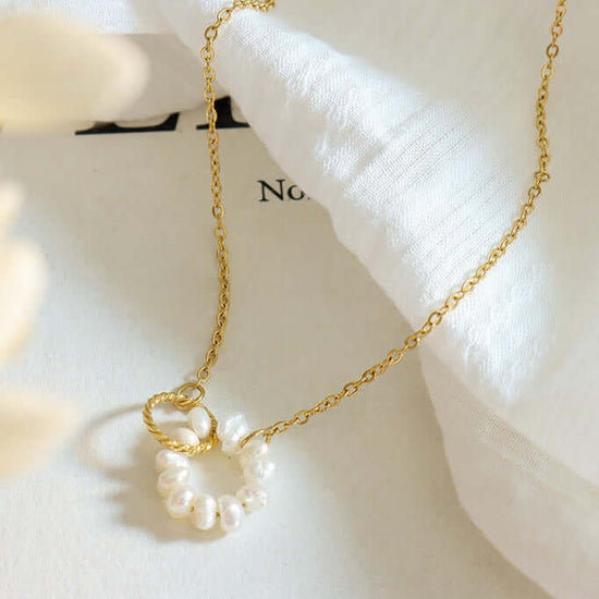 18K Gold Freshwater Pearl Connected Chain Necklace 
