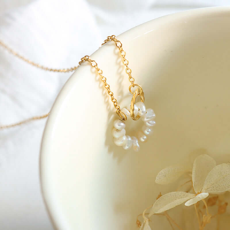 18K Gold Freshwater Pearl Connected Chain Necklace 