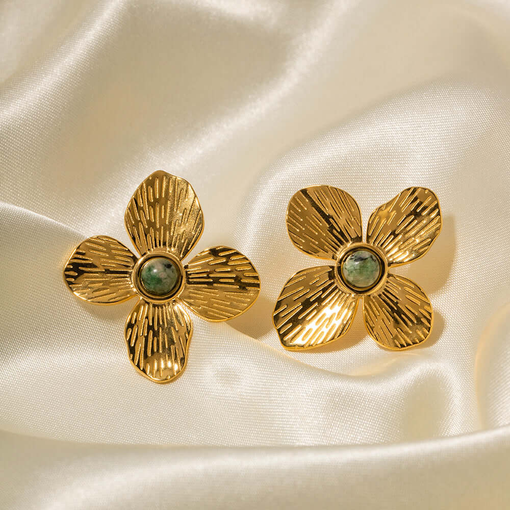 18K Gold Aesthetic Flower Natural Turquoise Stud Earrings | JDE052