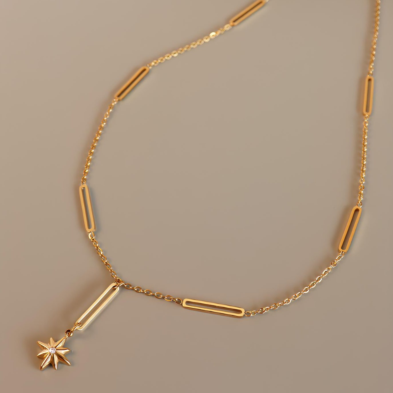 18K Gold Star Pendant Half Chain Necklace