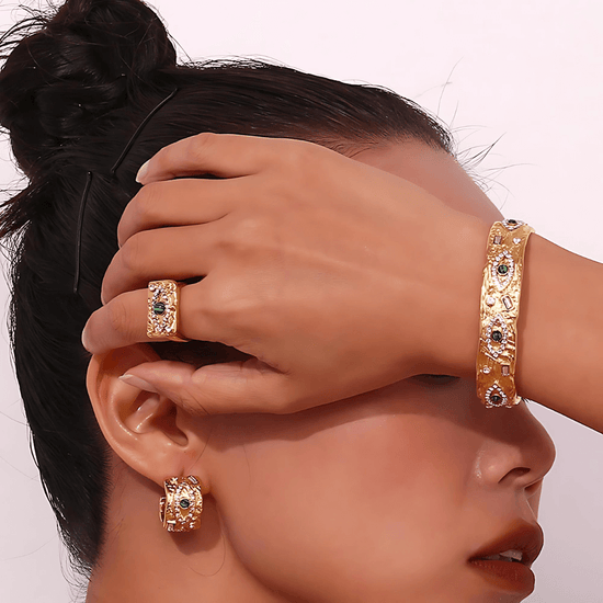18K Gold Evil Turkish Eye Thumb Ring Cocktail Ring