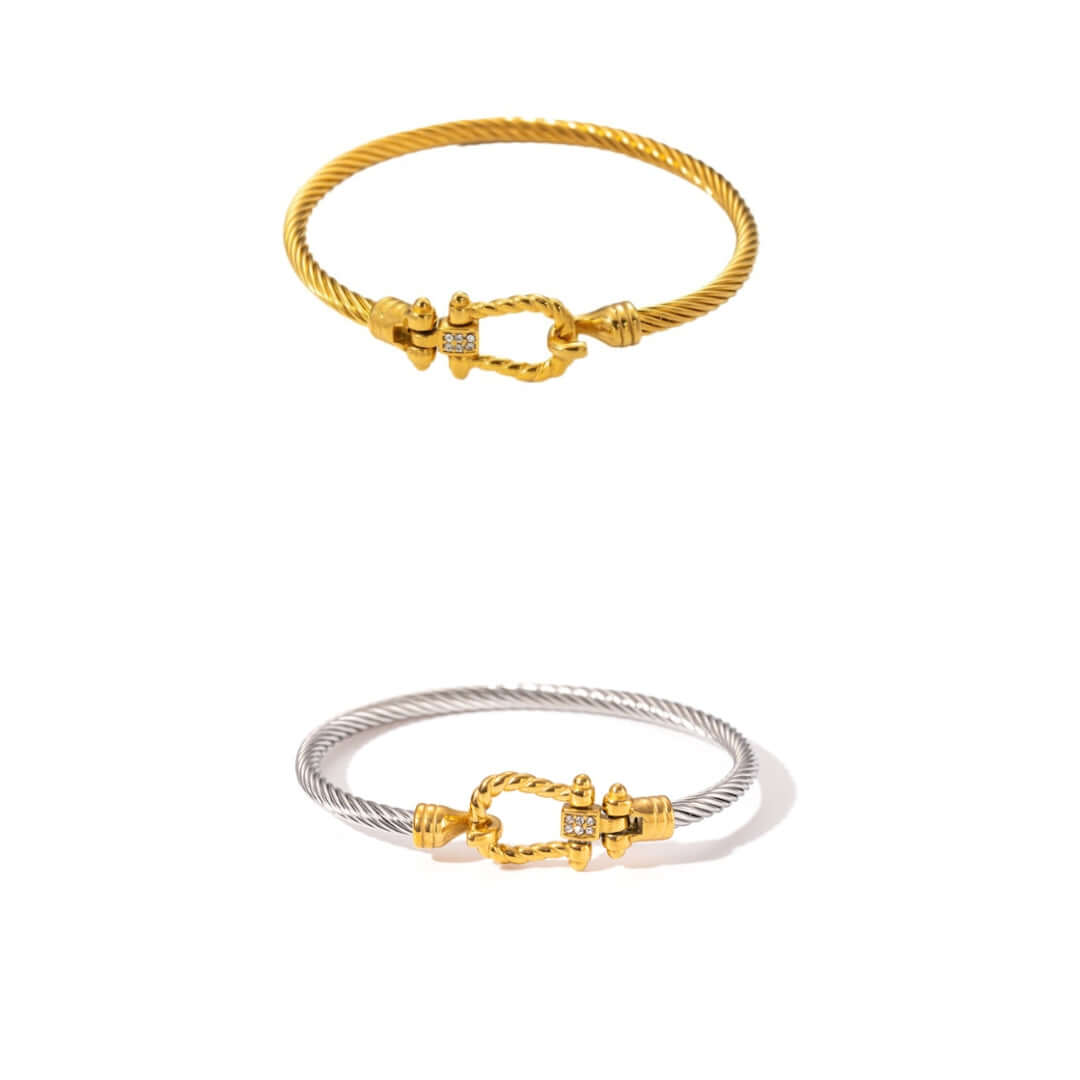 Minimal Triple Claw Ring