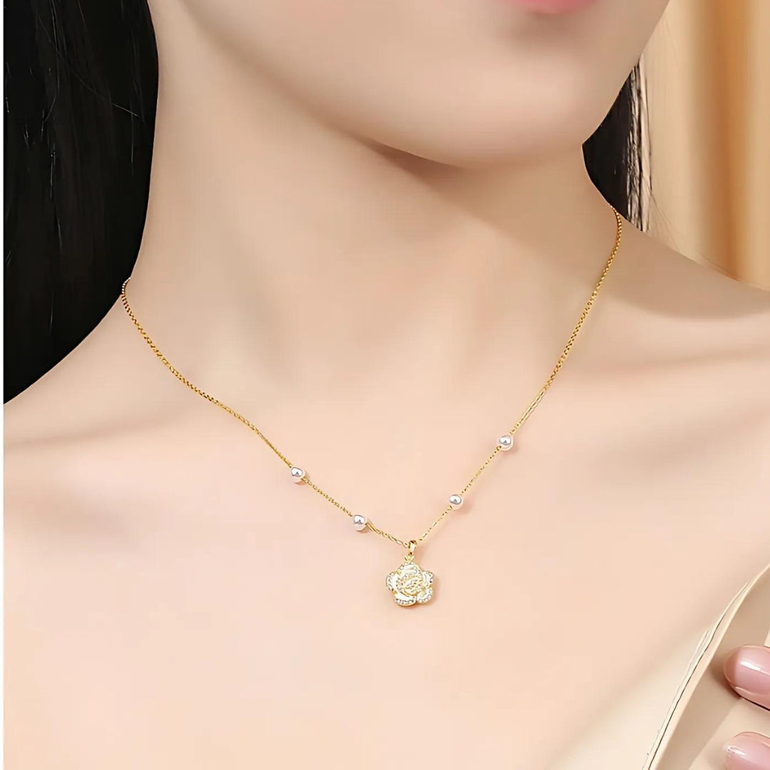 Classic Pearl Flower Pendant Chain Necklace