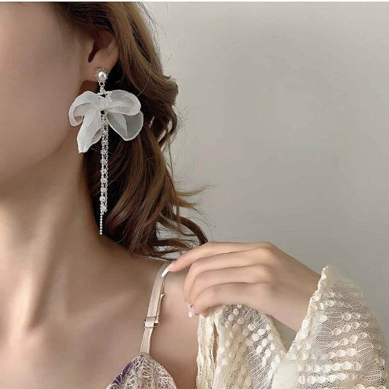 Elegant Chiffon Pearl Bow Long Chain Earrings 