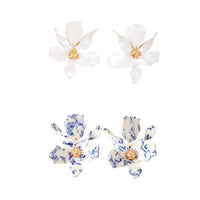 Minimal Triple Claw Ring