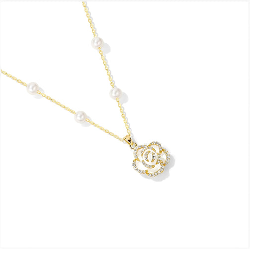 Classic Pearl Flower Pendant Chain Necklace