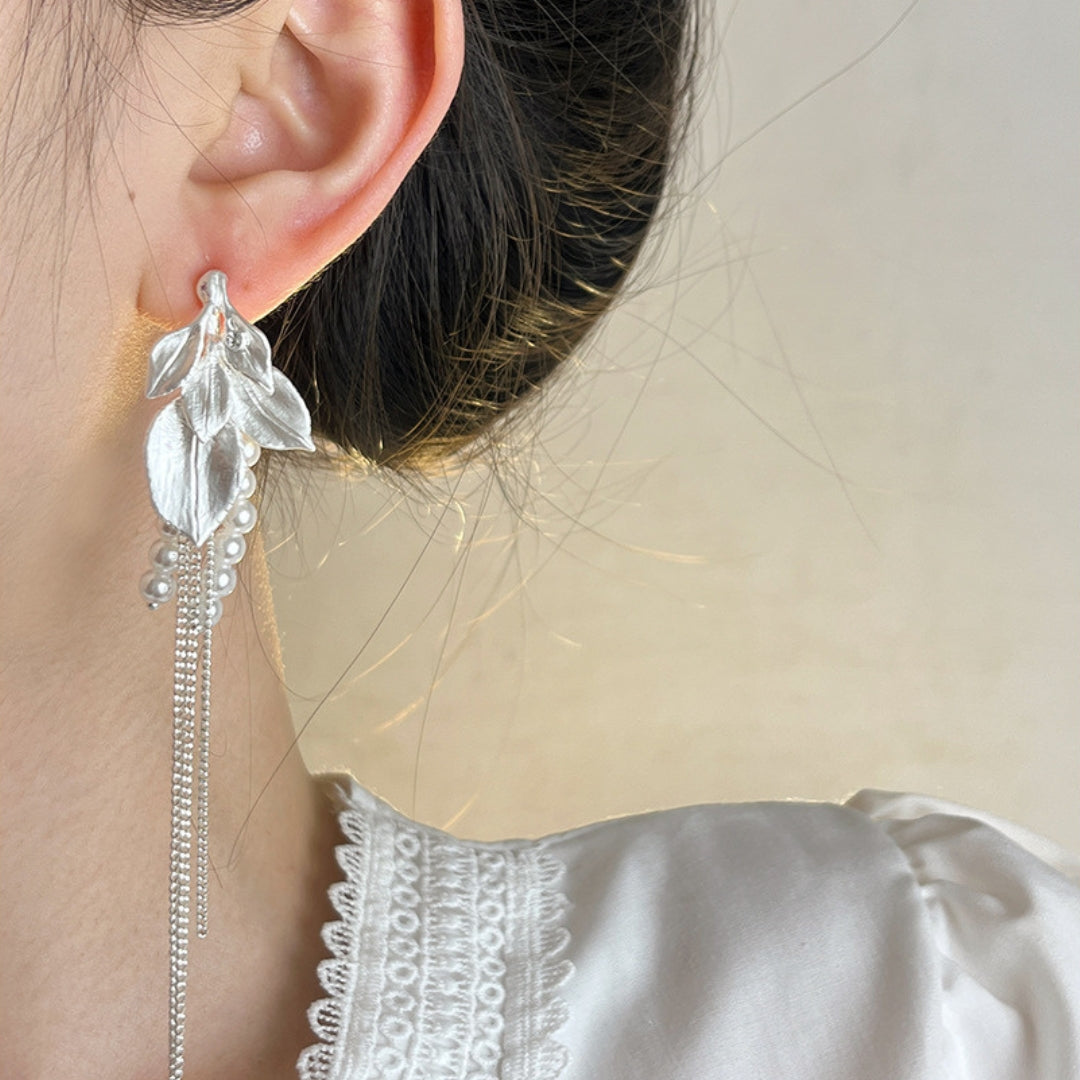 Ivory Pearl Leaf Link Chain Drop Earring