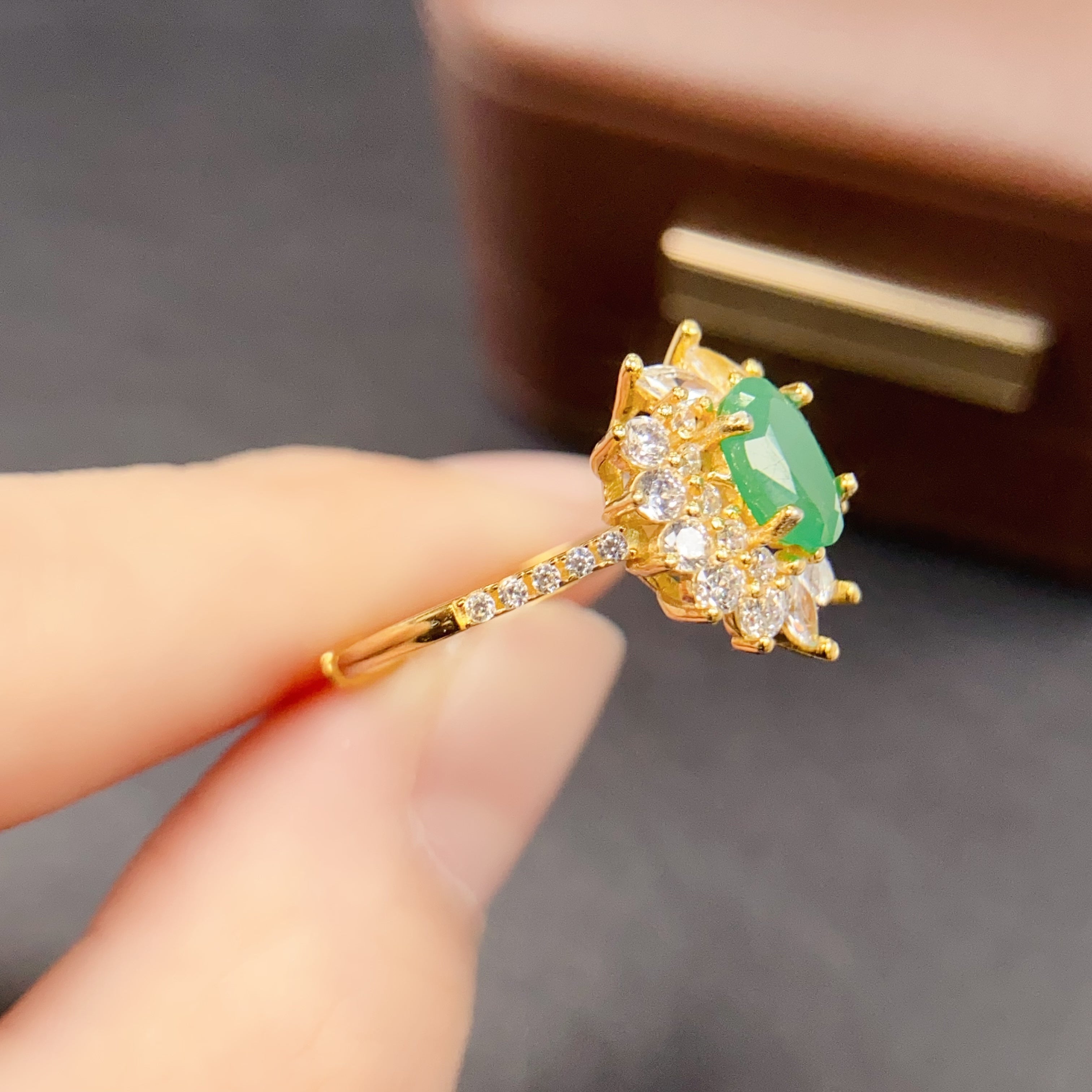 Sun Burst Emerald Ring