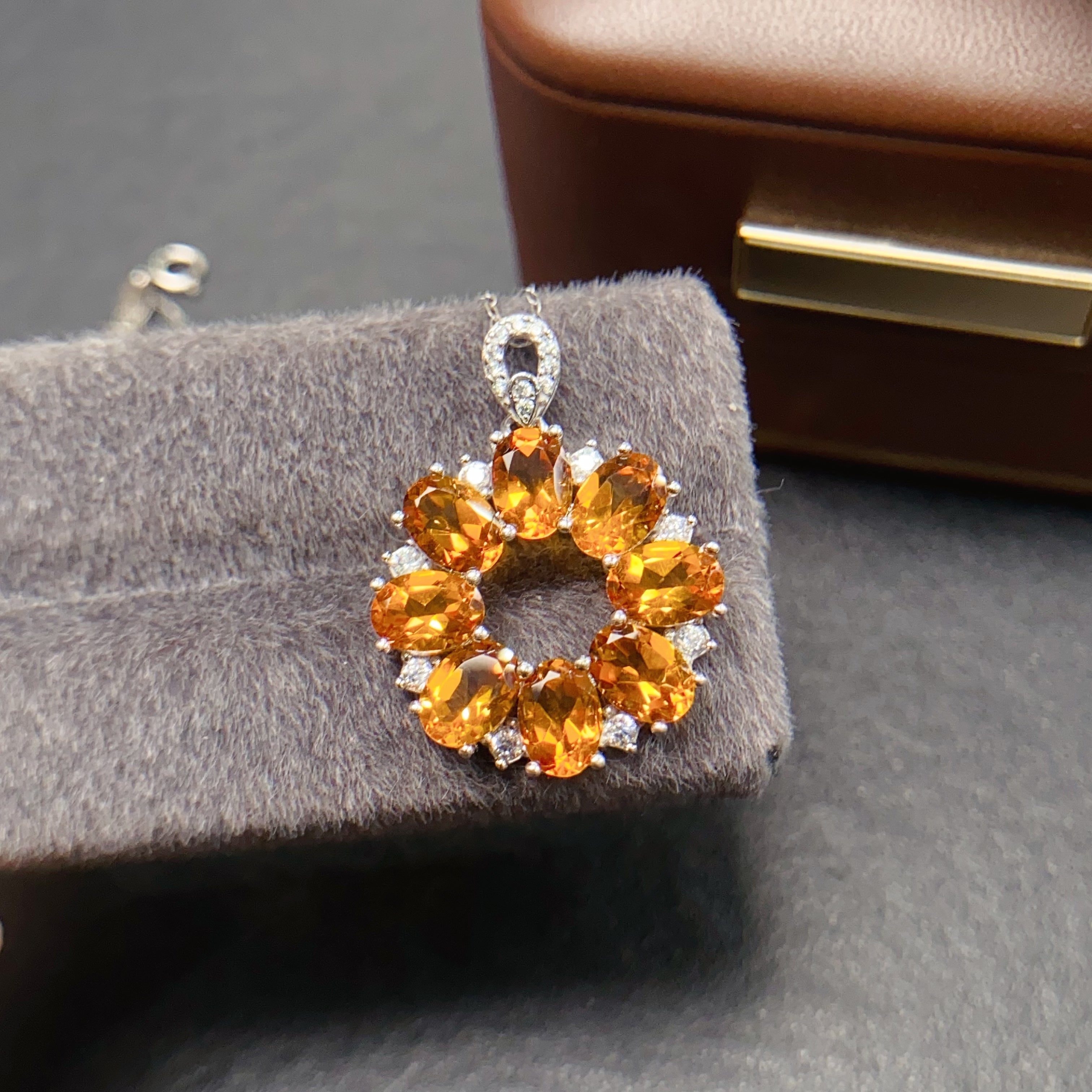 Dainty Wreath Citrine Pendant