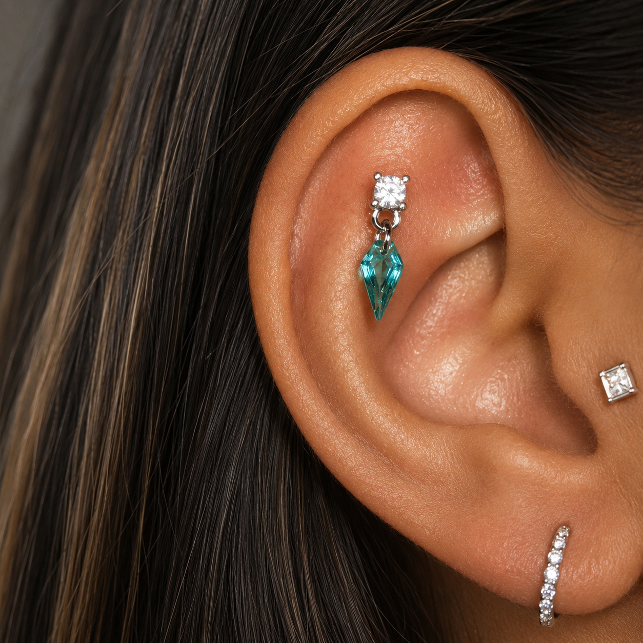 Aurora Prism Kite Drop Cartilage Stud