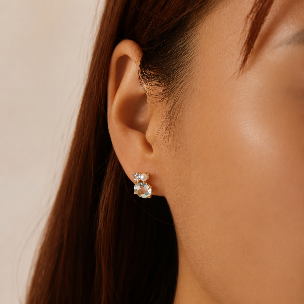 Dainty Green Amethyst Stud Earrings with Pearl