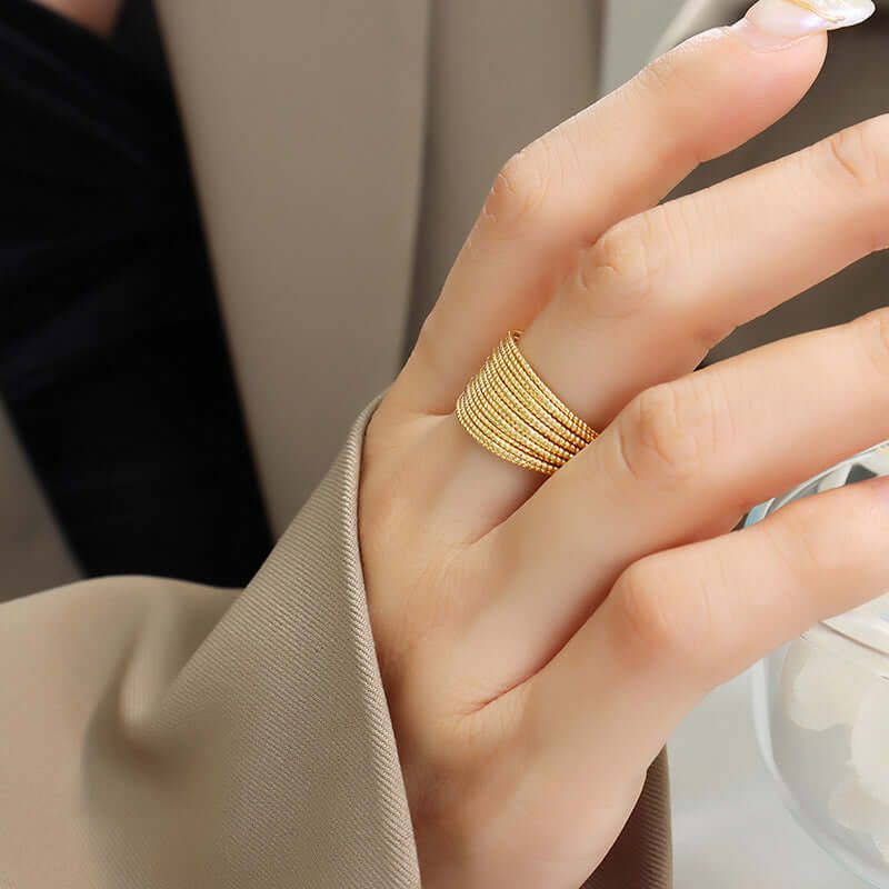 18K Gold Crossover Layered Thumb Ring