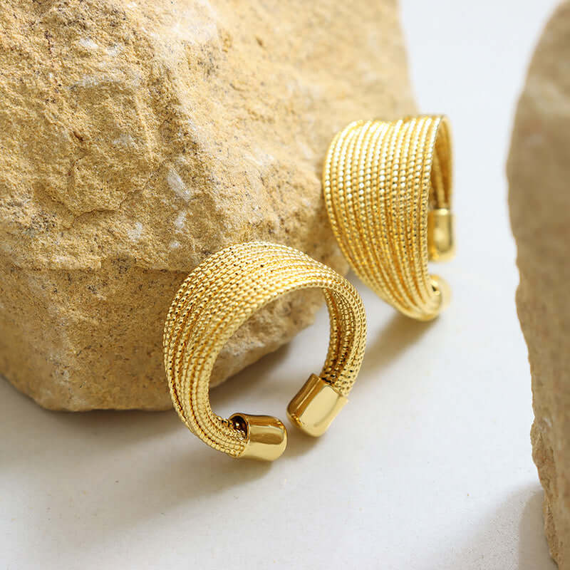 18K Gold Crossover Layered Thumb Ring