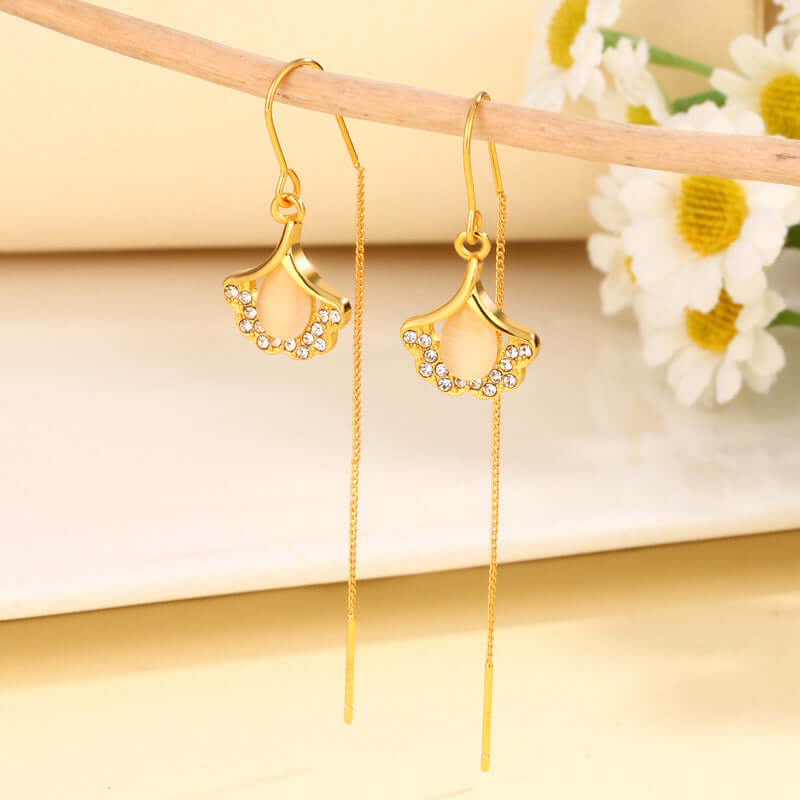 14K Gold Plated Ginkgo Leaf Huggie Earrings with Dangle Pearl | A8078