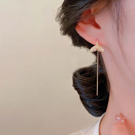 Silver Whale Tail Threader Earrings, Gold Chain Earrings, Mermaid Tail Earrings | A8449