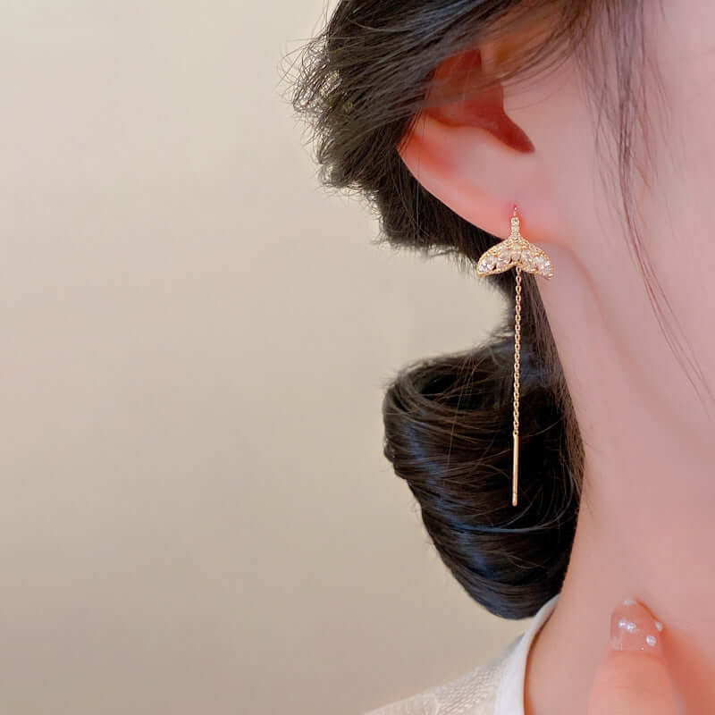 Silver Whale Tail Threader Earrings, Gold Chain Earrings, Mermaid Tail Earrings | A8449