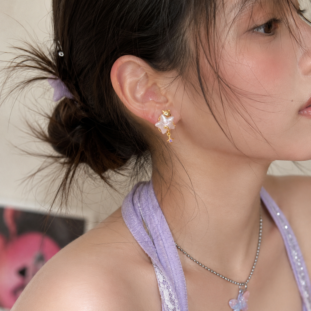Kitty Hugging Star Necklace and Earrings