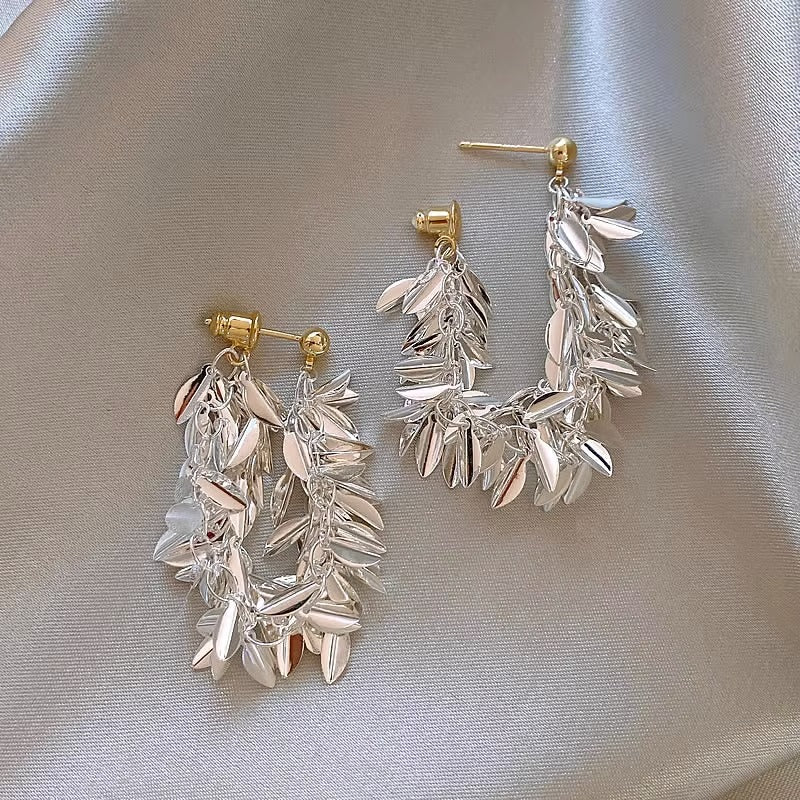 Chic Silver Sequin Tassel Leaf Earrings