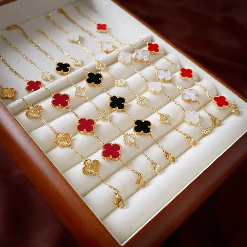 Various color of gold base clover bracelet 