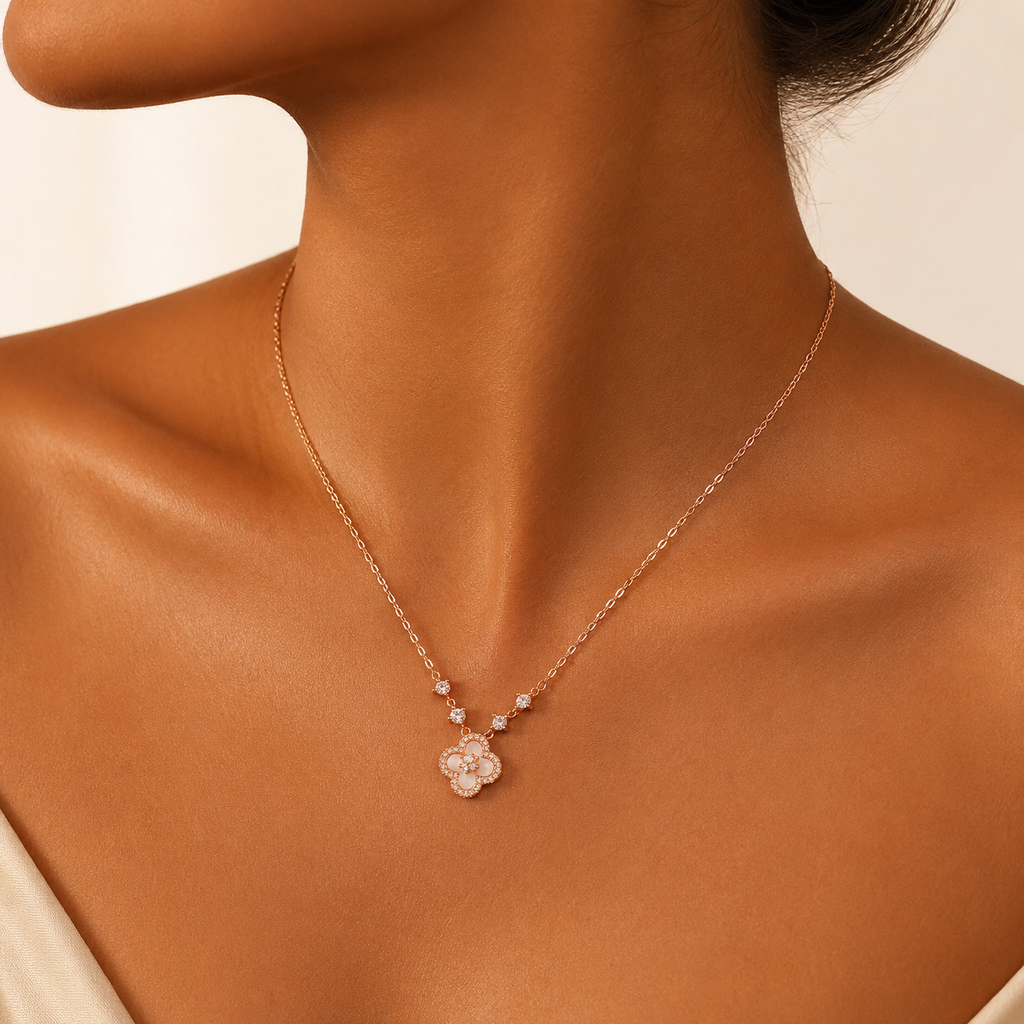 Conch Shell Clover Necklace
