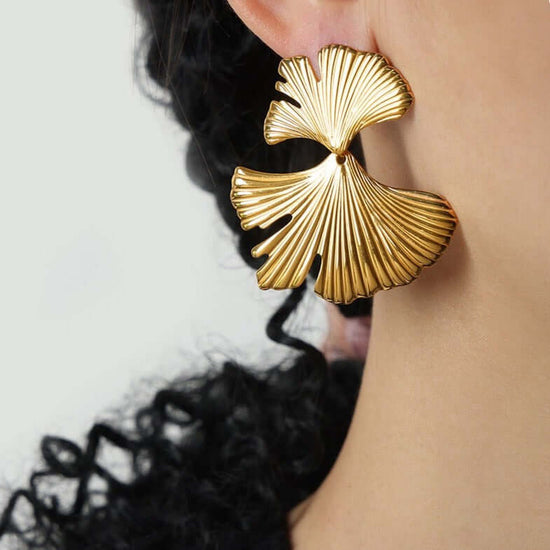 Ginkgo Leaf Vine Earrings Gold 