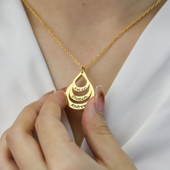 Gold Custom Name Pendant Necklaces