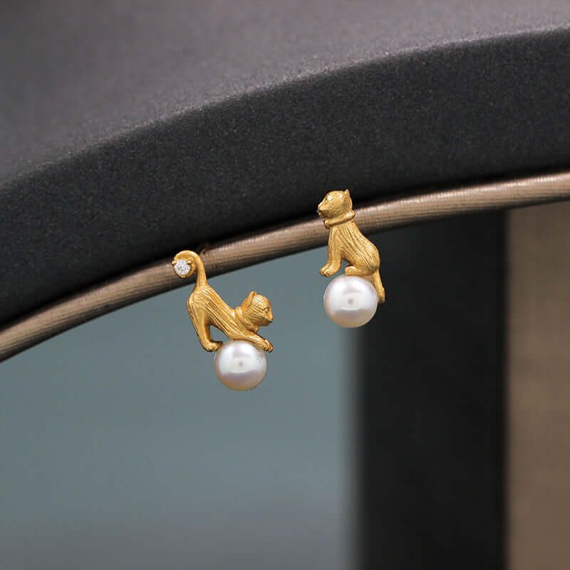 Cute Pearl Cat Stud Pet Earrings