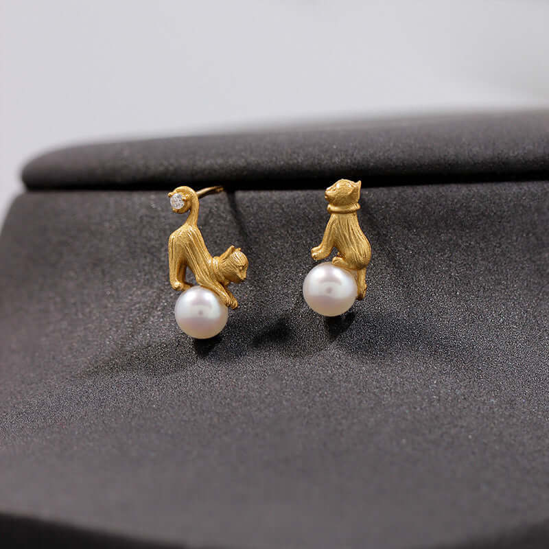 Gold Cute Pearl Cat Earrings