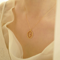 Gold Flower Pendant Necklace